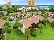 Beachwalk: Walk to Beach & Pool