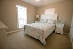 Entire Home Near Beach! - Lower Lagoon Cottage - Image 4