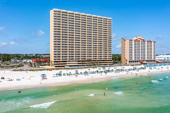 Panoramic Gulf front Condo w/ Pool - Emerald Skies - Image 1